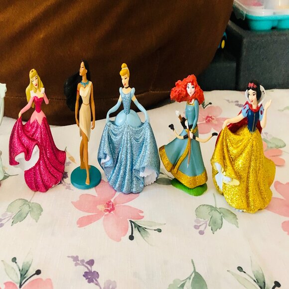 Lot of 7 Disney Princess Glitter Figurine Set Toys Rapunzel Jasmine Aurora etc. - Picture 3 of 7